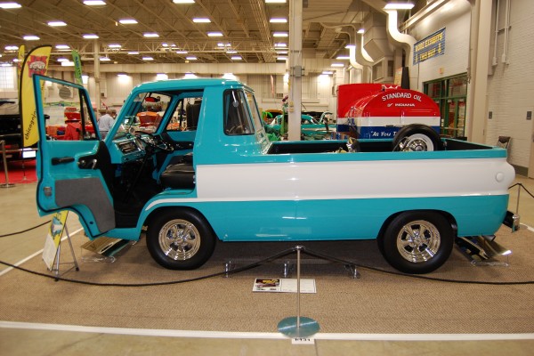 Ford custom COE cab forward Econoline truck