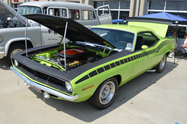 green plymouth AAR cuda 1970