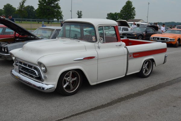 vintage chevy cameo pickup truck
