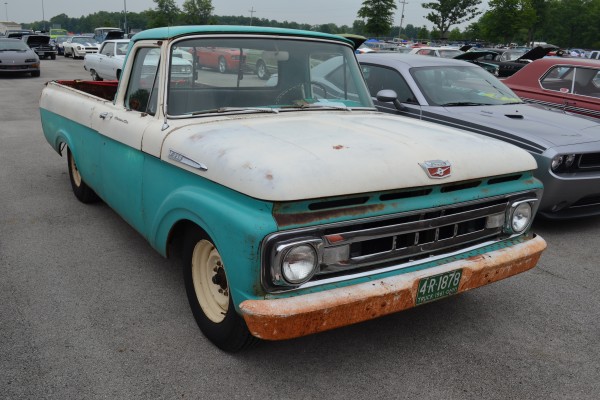 1961 ford f-250 pickup truck