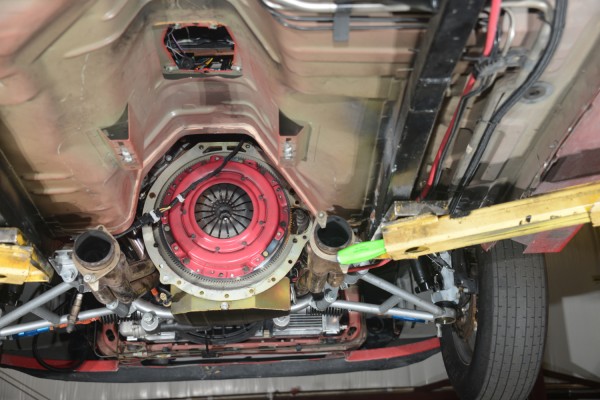 clutch and flywheel exposed after bellhousing removed