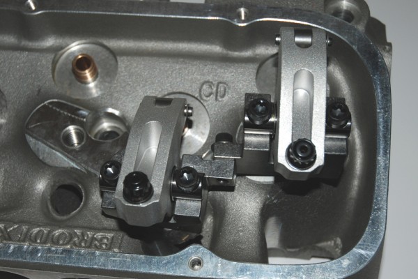 performance rockers on a cylinder head