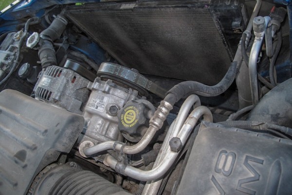 a dakota engine bay with the fan removed