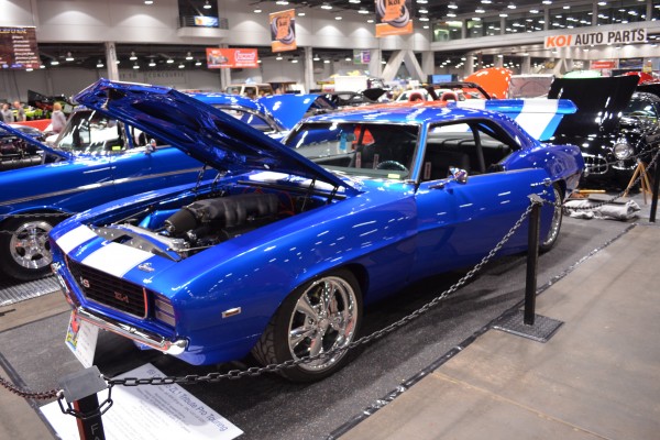 customized zl-1 camaro tribute car