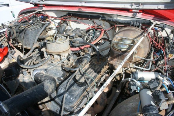 engine bay of an sbc-swapped Jeep CJ