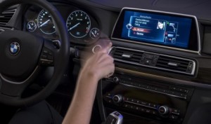 bmw_idrive_gesture_control_infotainment_03-0108-460x272