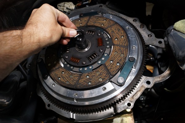 using a clutch install tool