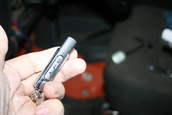 remote starting key fob