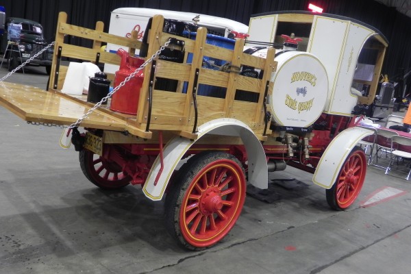 antique flatbed pickup truck
