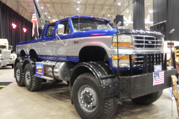 six wheel custom ford super duty pickup truck