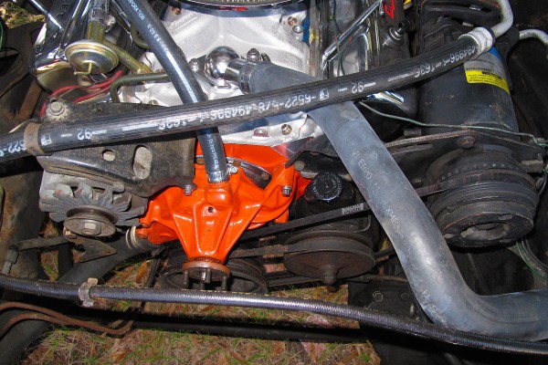 front end of a chevy v8 engine with mechanical water pump