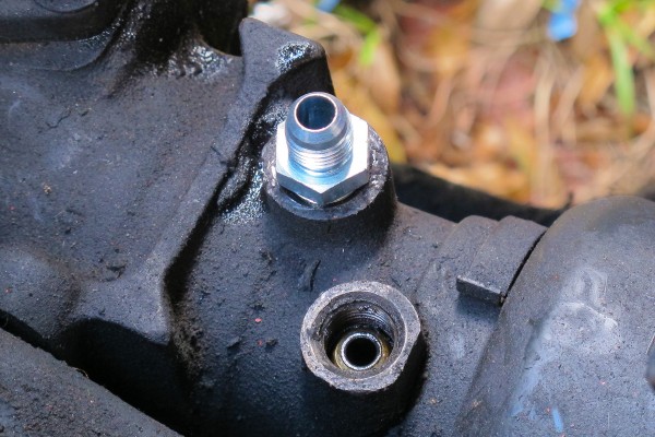 fitting adapters installed in a power steering box