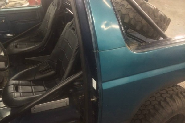 roll bars in a ford bronco race truck