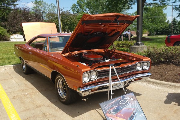 1969 plymouth gtx muscle car