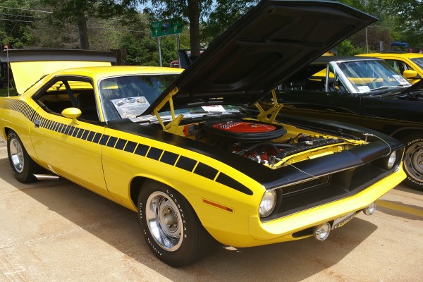 yellow and black aar 1970 plymouth barracuda
