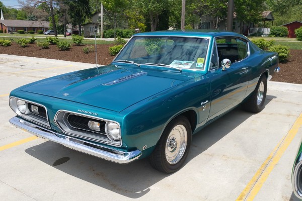 second gen plymouth barracuda show car