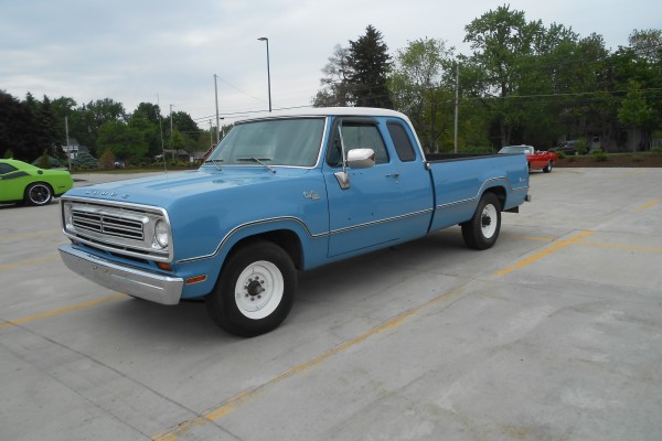 dodge d150 pickup truck