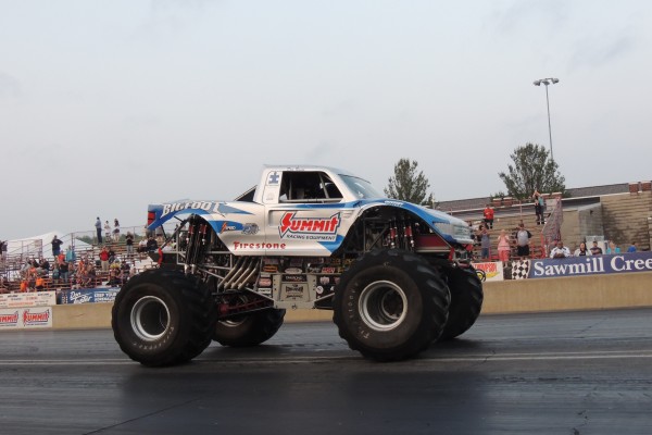 summit racing bigfoot monster truck