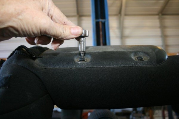 removing sound bar bolts on a jeep wrangler roll cage