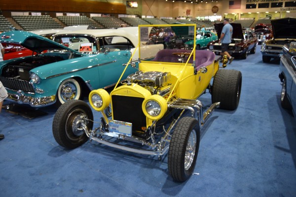 t bucket roadster hot rod at 2015 Hot August Nights