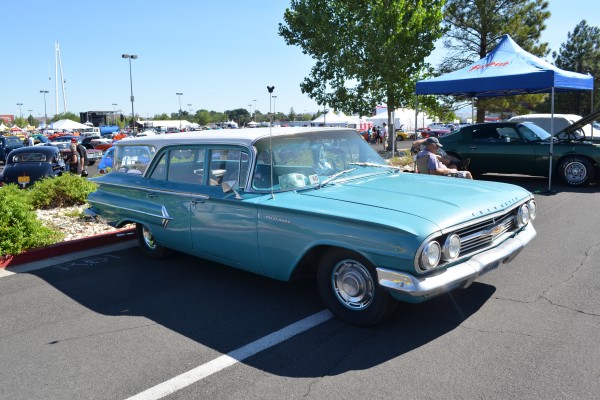 full size chevy wagon, 1960s