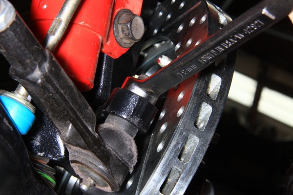 removing castle nut on a ford mustang tie rod