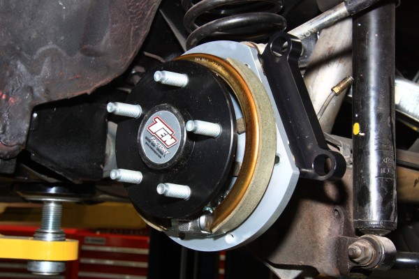 aftermarket axles in a muscle car
