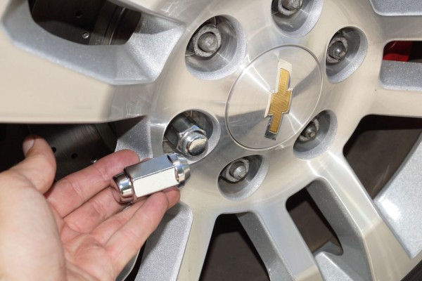 custom lug nuts for a chevy Silverado wheel