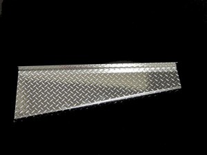 Owens Products Classic diamond aluminum running board