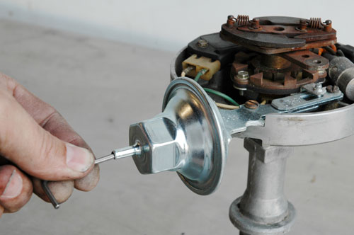 adjusting vacuum advance curve on a distributor