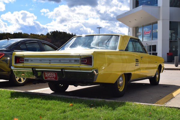 1966 Dodge Coronet 500, rear taillight view