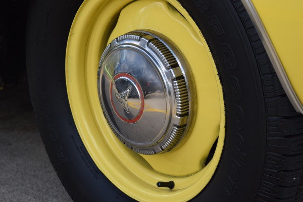 close up of yellow wheel on a 1966 Dodge Coronet 500