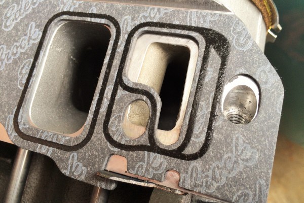 gasket overlap on a ford cylinder head