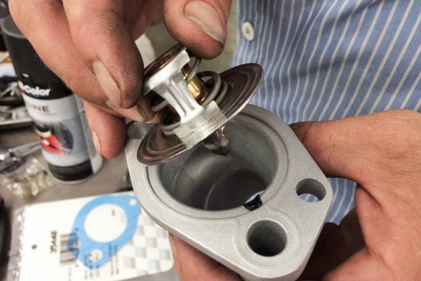 aluminum thermostat housing and t-stat