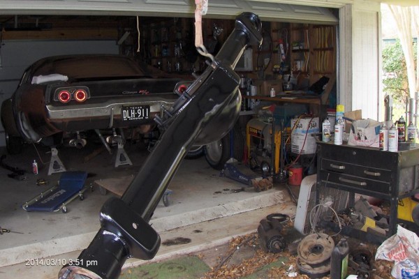 dodge charger rear axle getting painted