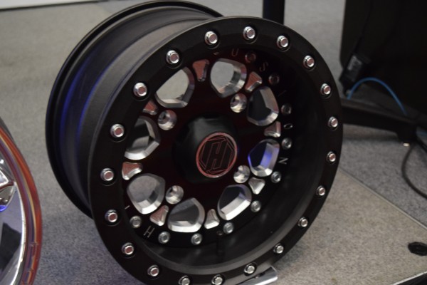 black weld wheel on display at SEMA 2015