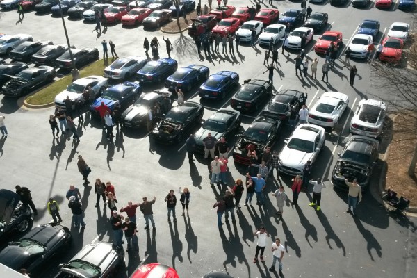 s550 mustang car club meetup at summit racing, roof shot