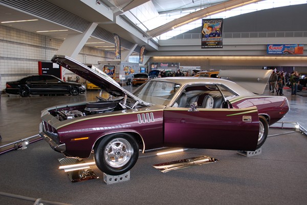 customized plymouth barracuda muscle car