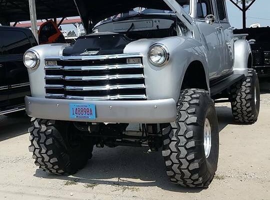 1952 5.9L Cummins-powered Chevy