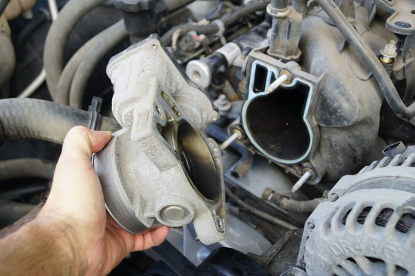 removing the throttle body of a gm ls engine