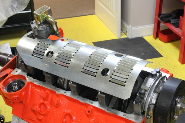 oil pan windage tray on a big block chevy v8