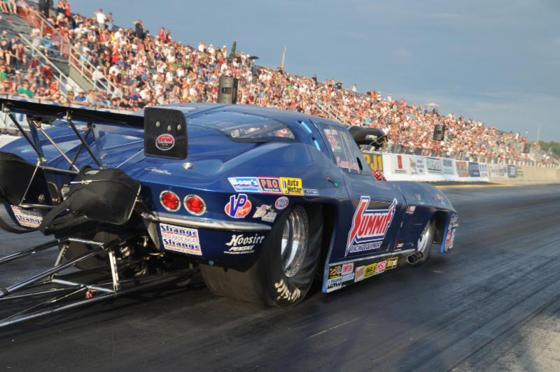 C2 Corvette drag car in summit racing livery at drag strip