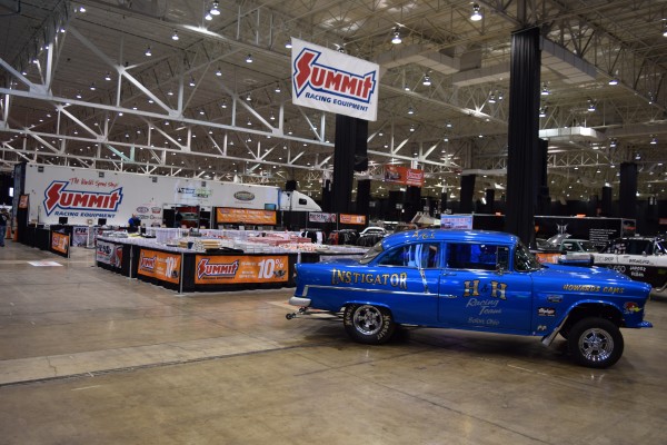 summit racing booth display at indoor car show