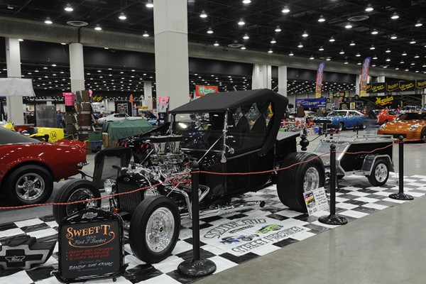 custom t-bucket ford hot rod coupe