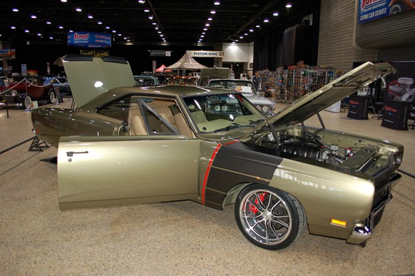 custom mopar at indoor car show