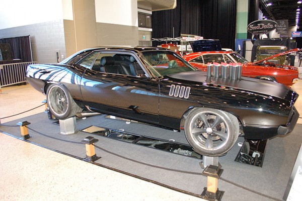 customized plymouth barracuda muscle car