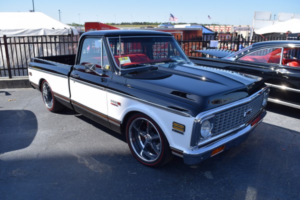 chevy c10 squarebody ruck
