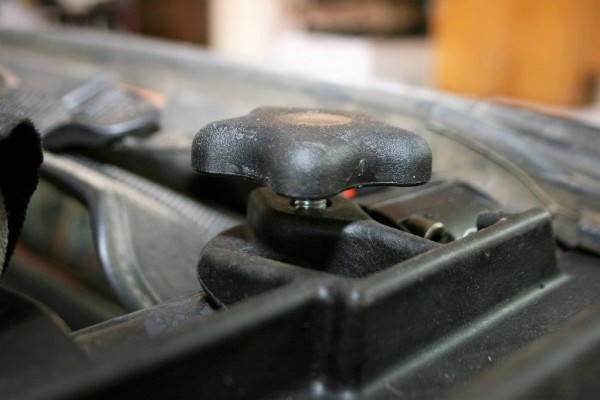 soft top frame knob for a jeep