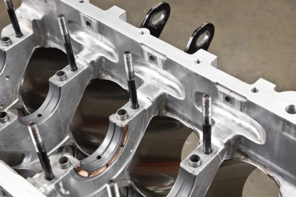 main caps and studs in a gm ls7 engine