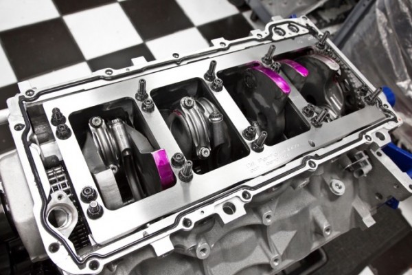 ls7 engine crankshaft installed